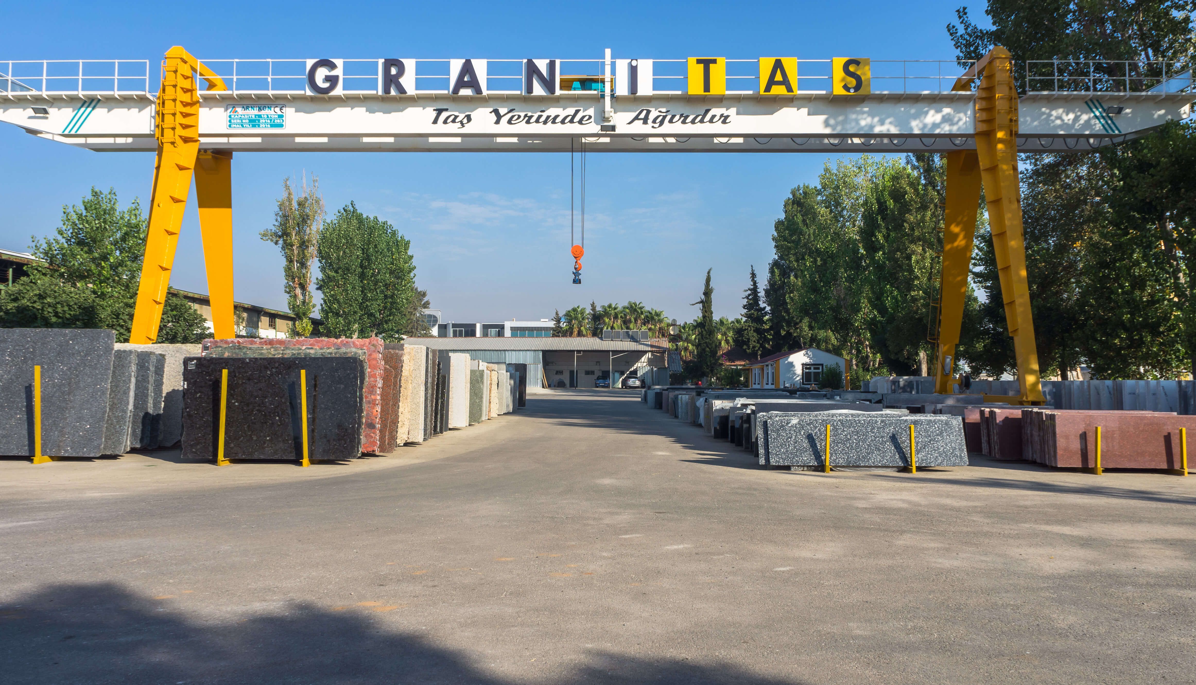 Noile Noastre Centre de Vânzări...