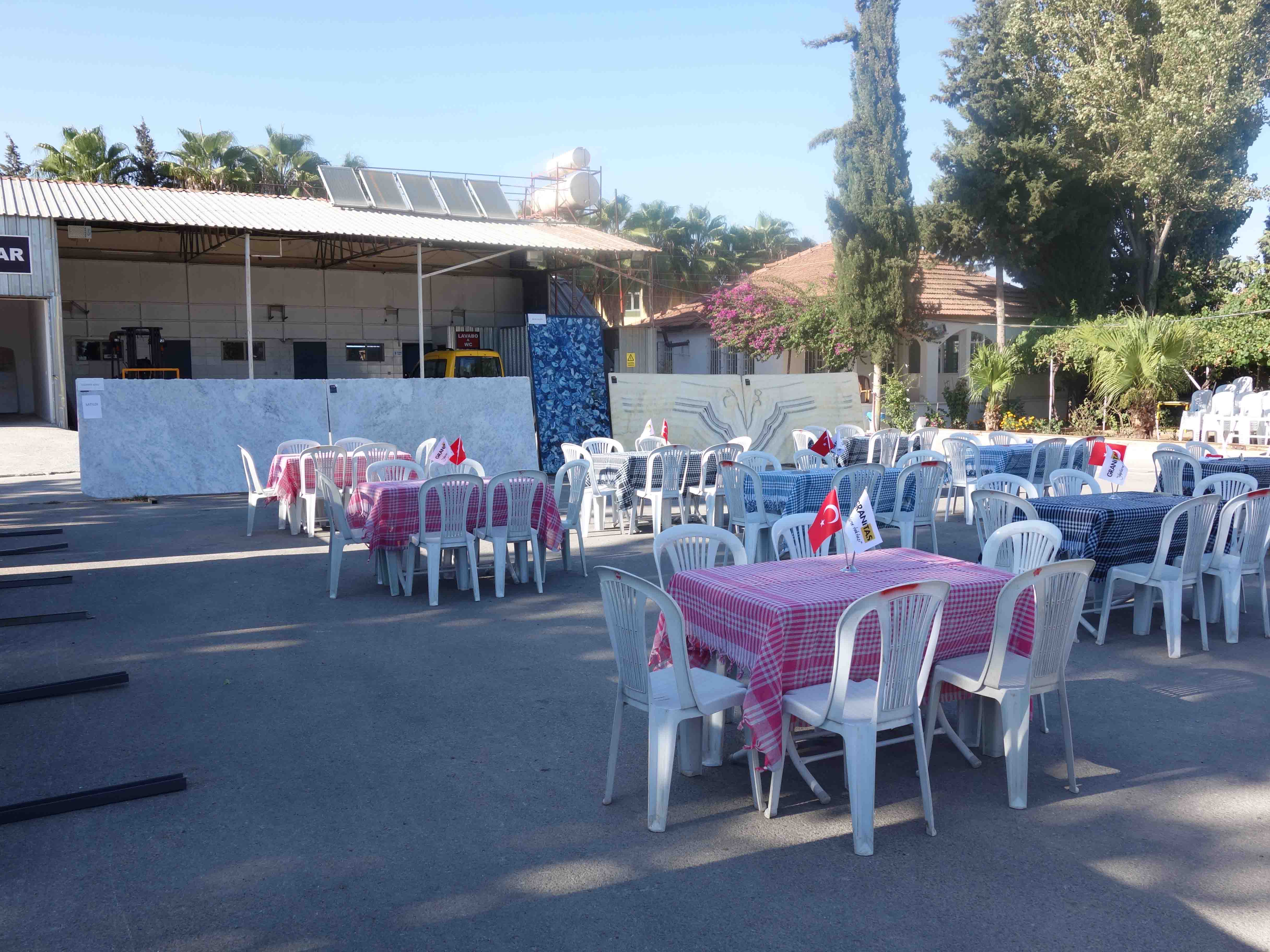 Ne Întâlnim cu Colegii Noștri în Depozitele GRANITAŞ...